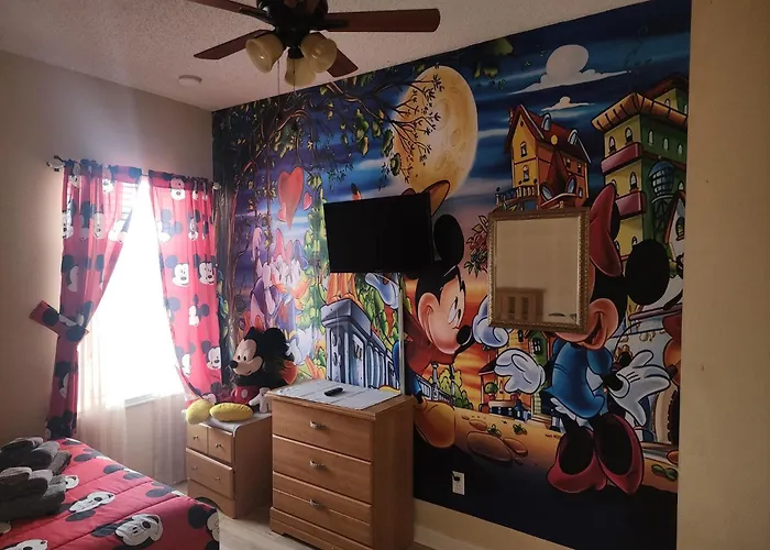 Triton Vacation Pool Home Near Disney